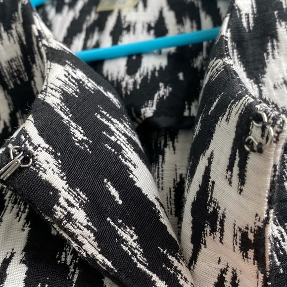 Peter Nygard Women’s Tribal Ikat Print Open Blazer Boho Jacket 3/4 Sleeve Work - Picture 8 of 8